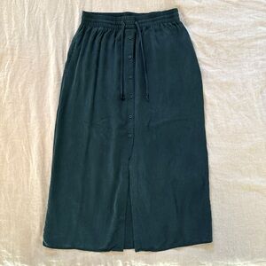 Cloth & Stone Skirt in Black 🖤